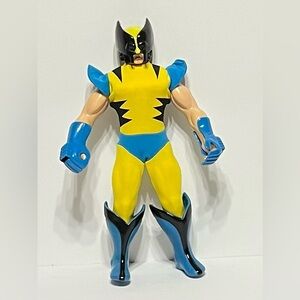 Vintage Marvel Wolverine 12” Action Figure 1995 comes  with six items -